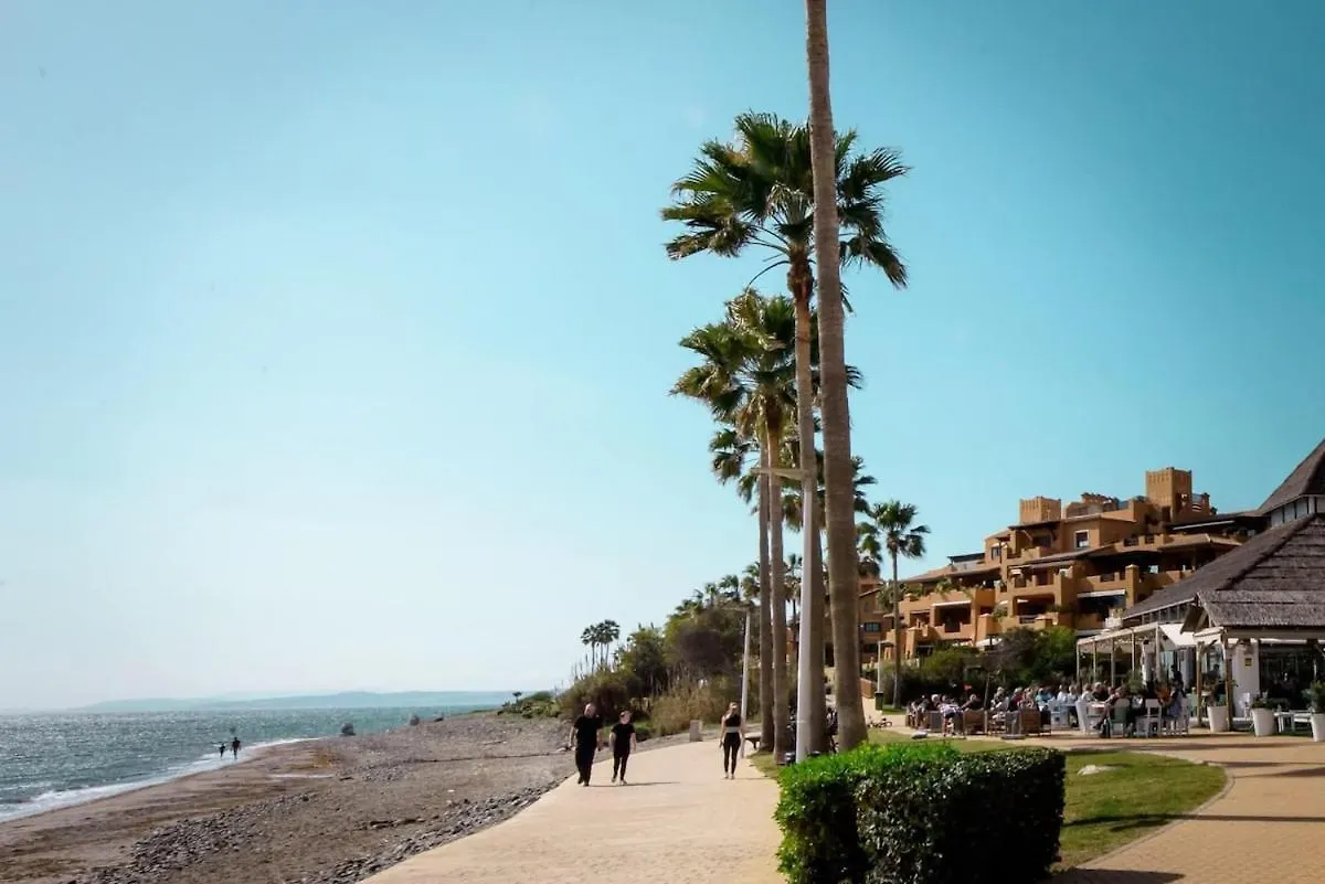 5 Stars Beachfront Paradise - Seaview, Always Heated Pool, Gym, Sauna! Estepona 0*,